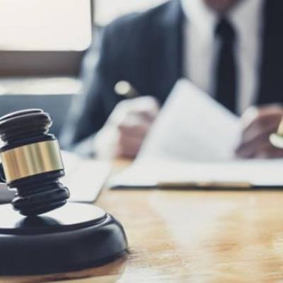 Nhận biết luật sư giỏi 5